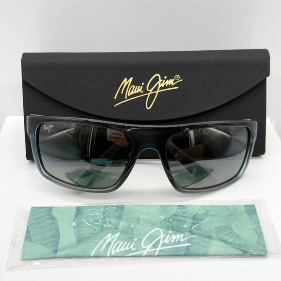 Maui Jim Byron Bay MJ 746-03F Black Blue Marlin Sunglasses Polarized Lenses - Picture 1 of 9